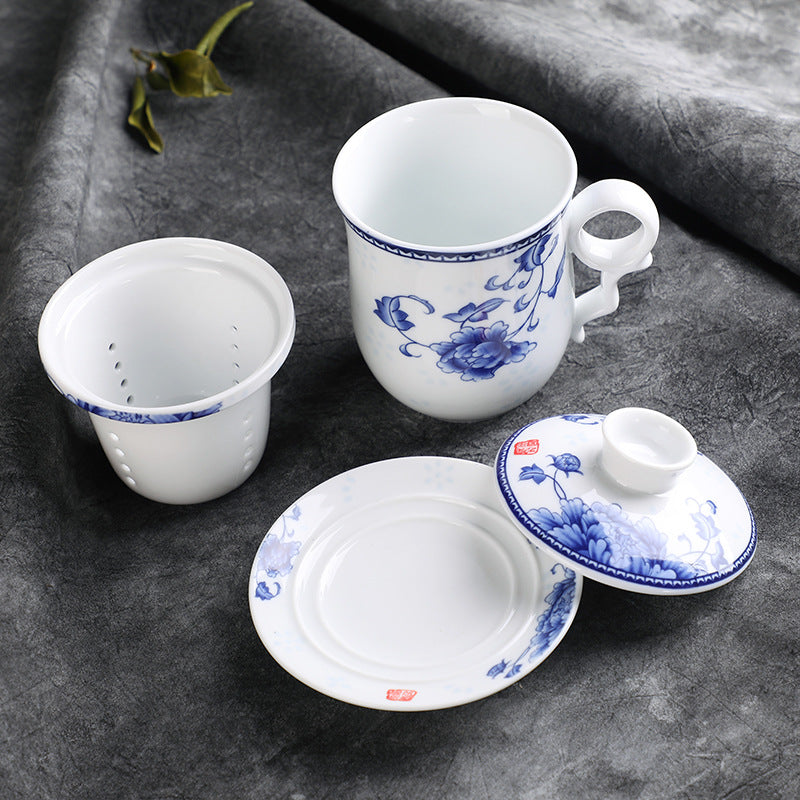Chinese Jingdezhen Ceramics Teacup with Infuser Lid and Saucer Sets