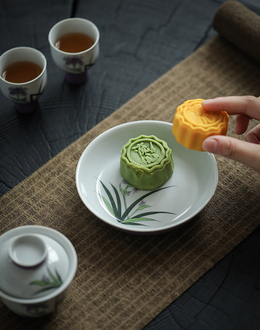 Tea Art Makes Tea-Drinking a True Enjoyment