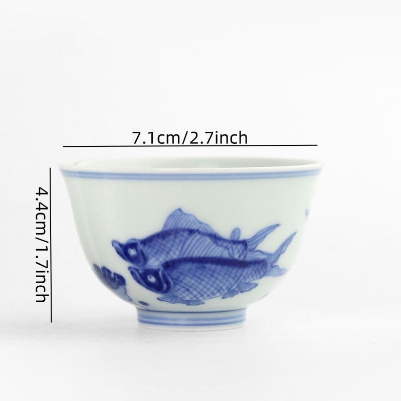 Shouzang kiln blue and white fish algae pattern master cup single cup Jingdezhen Chinese pure hand-painted sample tea cup