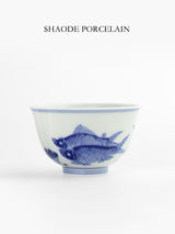 Shouzang kiln blue and white fish algae pattern master cup single cup Jingdezhen Chinese pure hand-painted sample tea cup