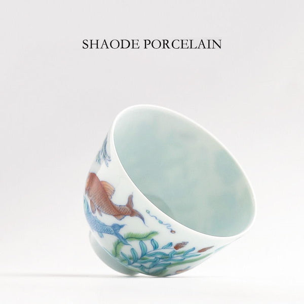 Four tone too blue and white color fish algae pattern cup Jingdezhen Chinese retro tea set tea cup hand-painted tea single cup