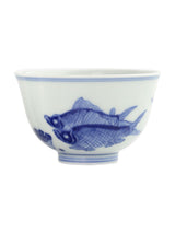 Shouzang kiln blue and white fish algae pattern master cup single cup Jingdezhen Chinese pure hand-painted sample tea cup