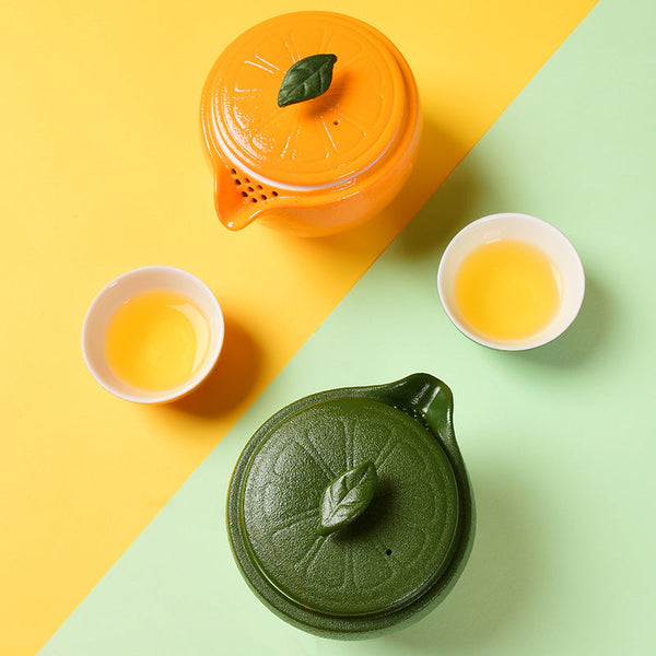 أباريق الشاي السيراميك مع طقم شاي السفر 3 أكواب برتقالي الشكل